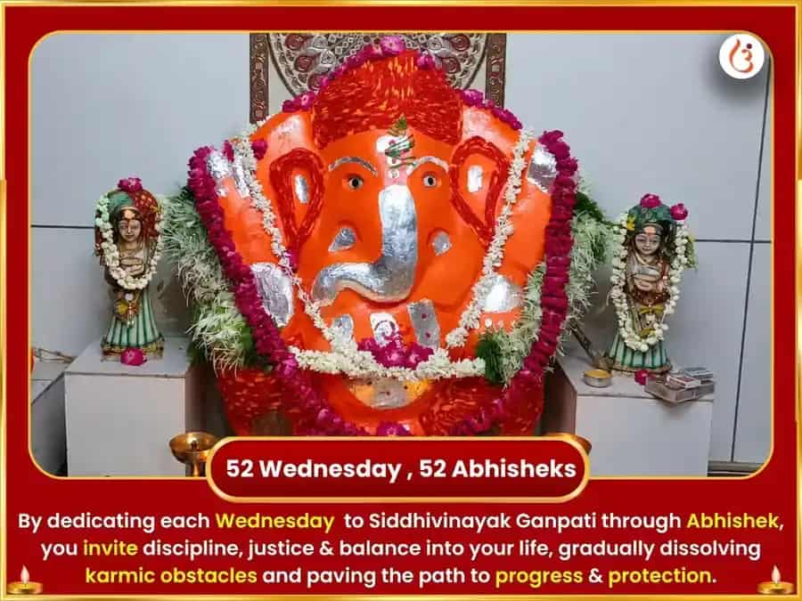 Budhvar Visesh Sri Siddhivinayak Ganpati Weekly Raksha Sutra Shringar Arpan Seva puja gallery 2