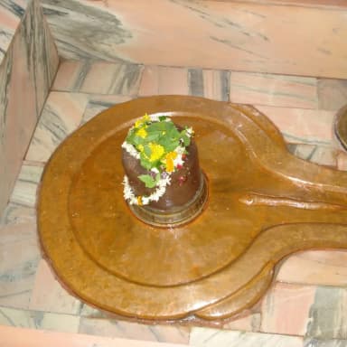 Mrityunjay Mahadev Temple Varanasi pic