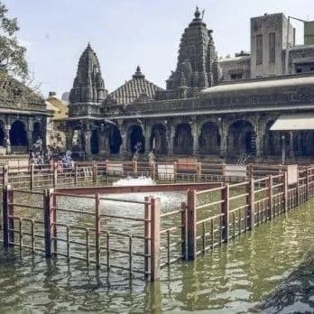 Trambakeshwar Jyotirling pic