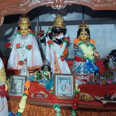 Sri Sri Gour Gobinda Jiu Sebasram pic