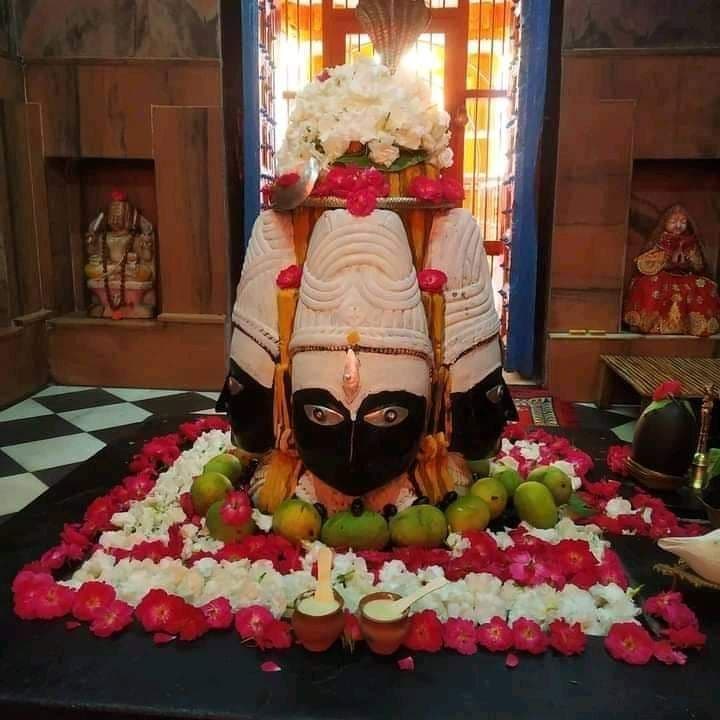 पशुपतिनाथ श्रृंगारUtsav Kriya Image