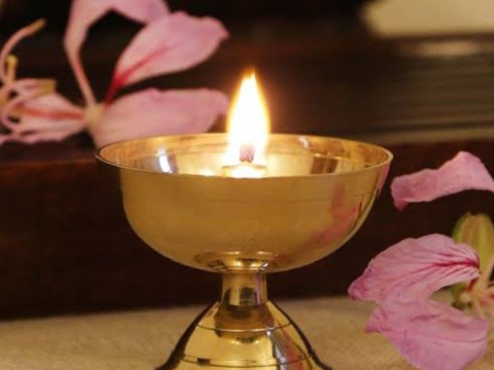 अखंड दीप दानUtsav Kriya Image