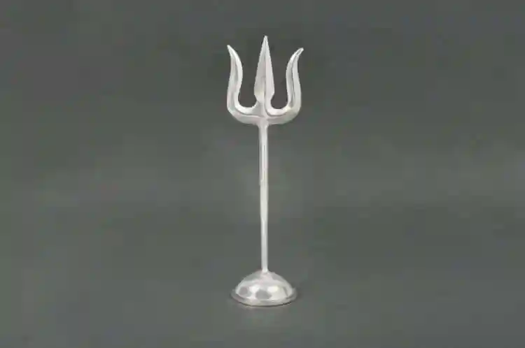 Energized Silver TridentUtsav Kriya Image