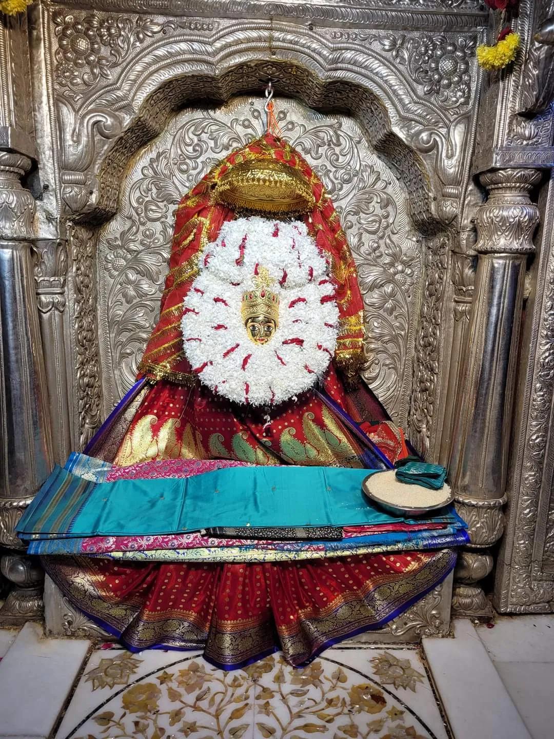 Maha Puja with VastraUtsav Kriya Image