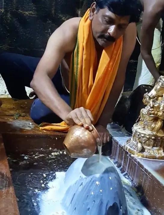 Rudra Abhishek Puja Utsav Kriya Image
